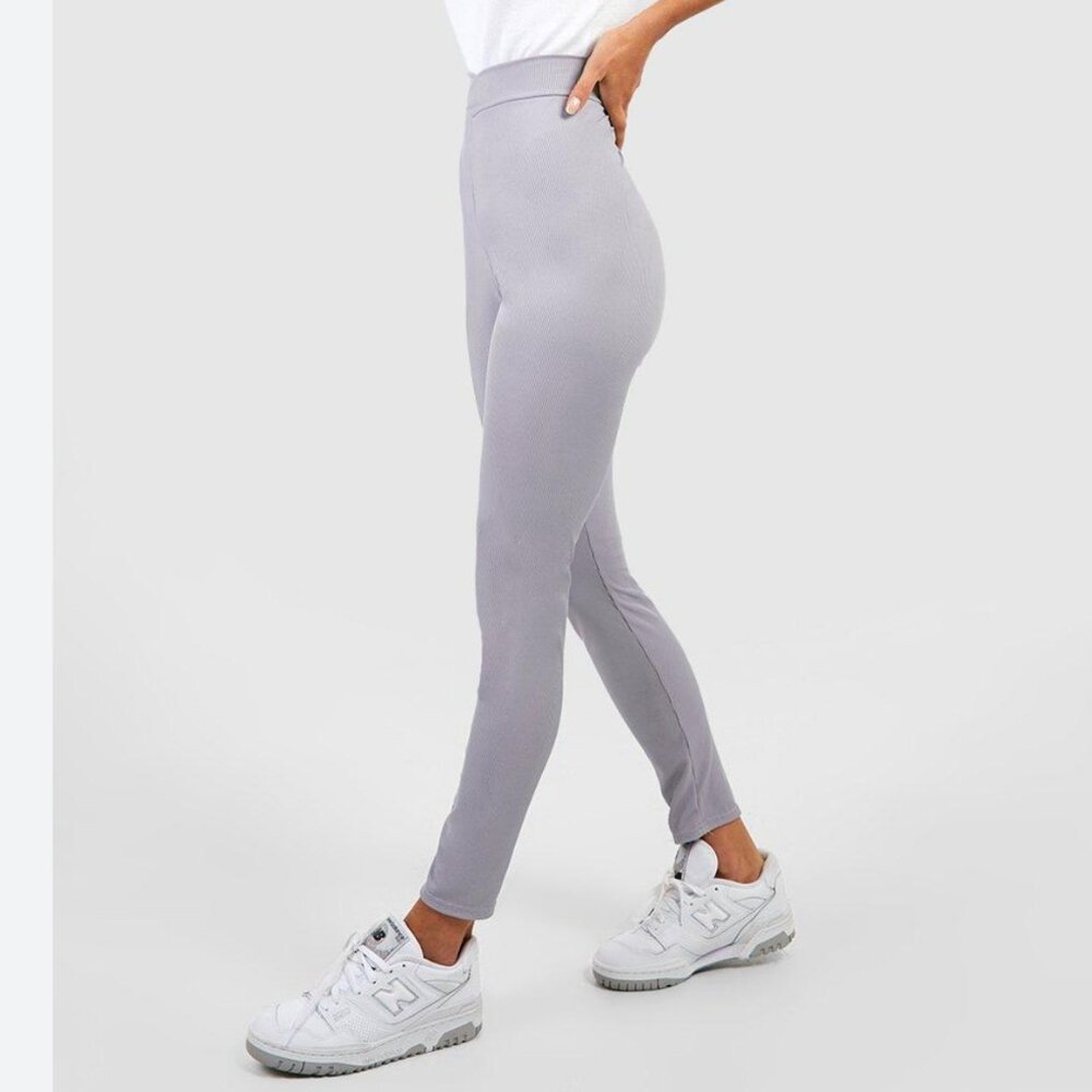Brand New Stretchy Cool Light Grey Retro High Rise Leggings- M